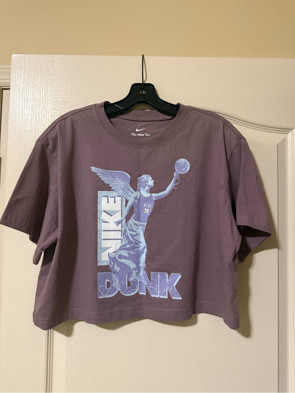 Nike Mauve Graphic Tee with Light Blue Print Lose Fit Size Medium